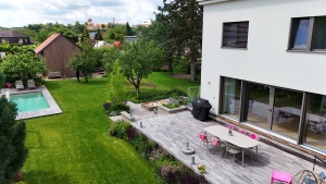 Garden with a barn, Tábor – photo 5