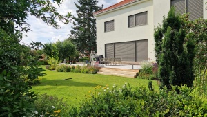 Garden with a barn, Tábor – photo 7
